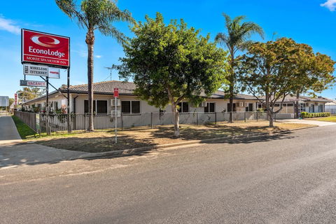 Econo Lodge Moree Spa Motor Inn - Accommodation NSW 0