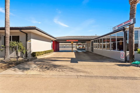 Econo Lodge Moree Spa Motor Inn - Accommodation NSW 5