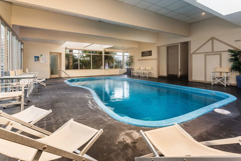 Bellevue On The Lakes - Accommodation NSW 3