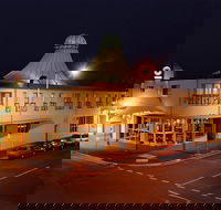 The Lighthouse Hotel - Accommodation NSW
