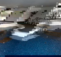 Lakes Hotel - Accommodation NSW