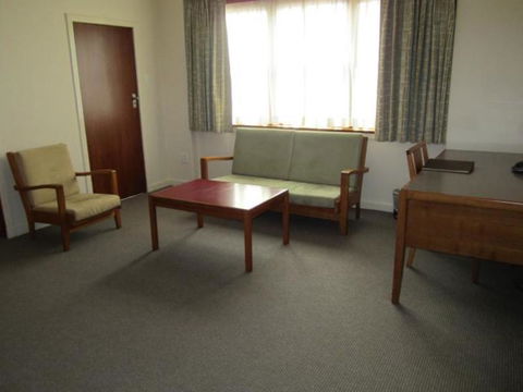 ANU University House Hotel - Accommodation NSW 4