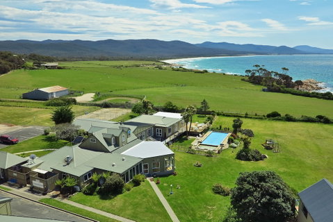 Diamond Island Resort & Bicheno Penguin Show - Accommodation NSW 2