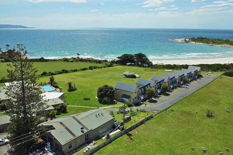 Diamond Island Resort & Bicheno Penguin Show - Accommodation NSW 5