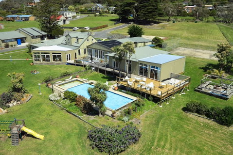 Diamond Island Resort & Bicheno Penguin Show - Accommodation NSW 1