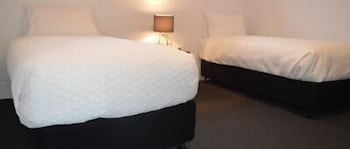 Penguin Seaside Motel - Accommodation NSW 3