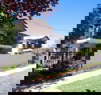 Charles Sturt Suites  Apartments - Accommodation NSW