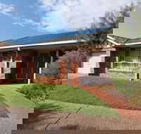 Best Western Ambassador Motor Inn  Apartments - Accommodation NSW
