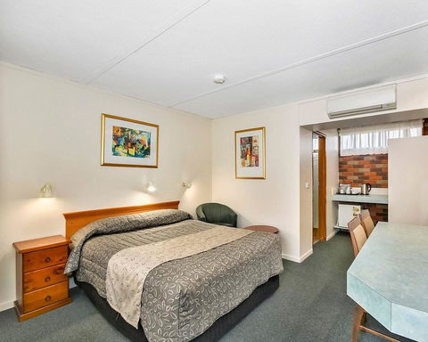 Comfort Inn Cedar Lodge - Accommodation NSW 4