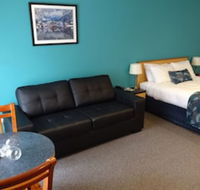Victoria Lodge Motor Inn  Apartments - Accommodation NSW