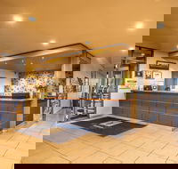 McCracken Country Club - Accommodation NSW
