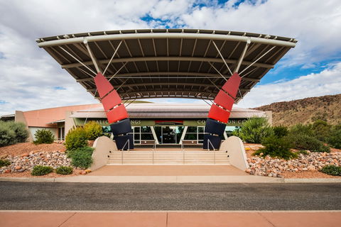 Crowne Plaza Alice Springs Lasseters, An IHG Hotel - Accommodation NSW 0