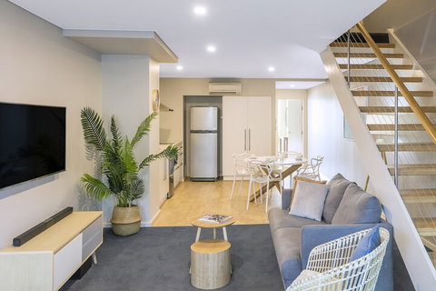 Oaks Nelson Bay Lure Suites - Accommodation NSW 6