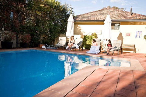 Country Plaza Queanbeyan - Accommodation NSW 3