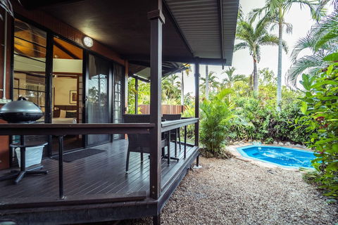 Palms City Resort - Accommodation NSW 5