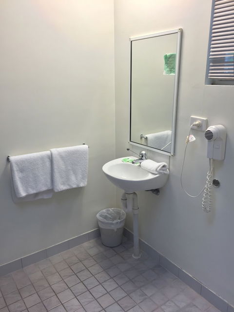 Value Inn - Accommodation NSW 4