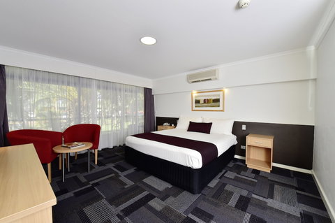Mercure Alice Springs Resort - Accommodation NSW 5