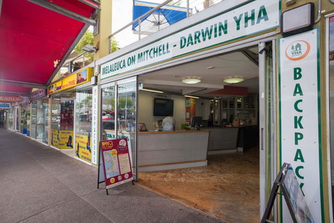 Darwin YHA Melaleuca On Mitchell - Accommodation NSW 0