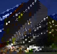 Art Series - The Cullen - Accommodation NSW