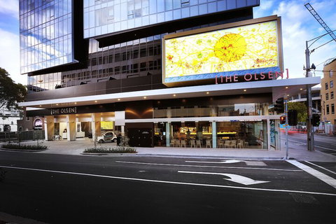 Art Series - The Olsen - Accommodation NSW 3