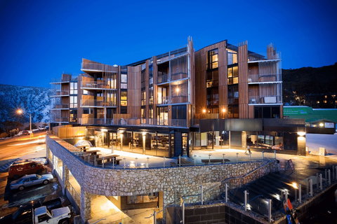 QT Falls Creek - Accommodation NSW 3