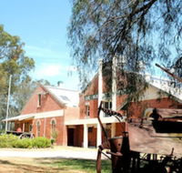 Springhurst Butter Factory - Accommodation NSW