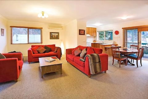 Annie's Escape In Warburton - Accommodation NSW 3