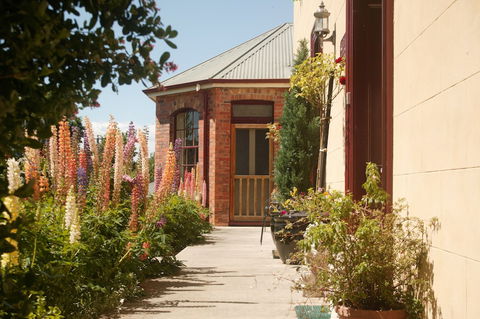 Blakes Manor Self Contained Heritage Accommodation - Accommodation NSW 1