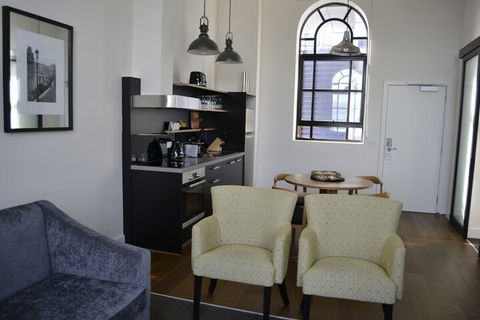 Devlin Apartments - Accommodation NSW 7