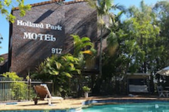 Holland Park West QLD Accommodation NSW