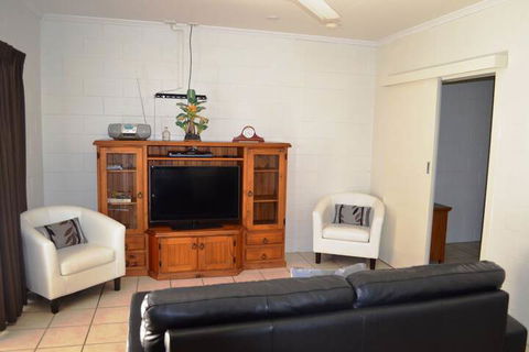 Kurrimine Beach Huts - Accommodation NSW 7