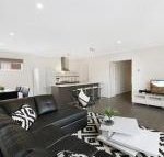 Palm Grove Beach House Dromana - Accommodation NSW