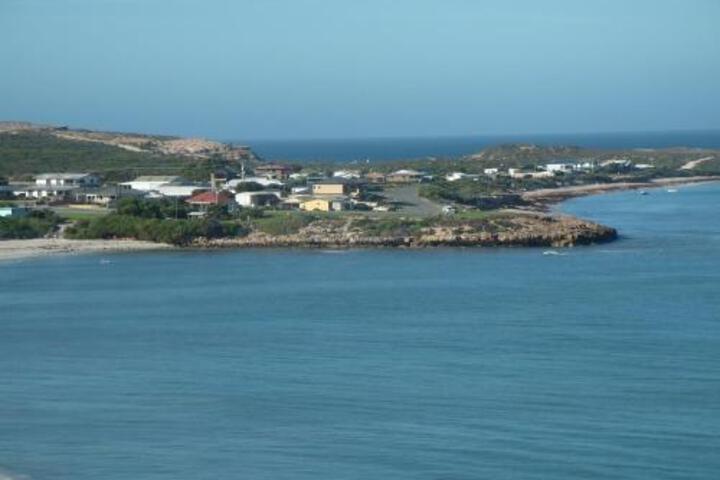 Elliston SA Accommodation NSW