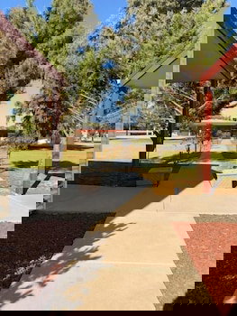 Outback Quarters - Accommodation NSW 2