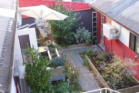 A Colourcity Apartments - Accommodation NSW 1