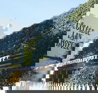 College Lawn Hotel - Hostel - Accommodation NSW