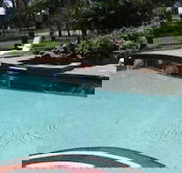 Charbonnier Motor Inn - Accommodation NSW