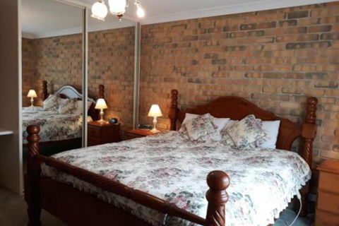 Acacia Apartments - Accommodation NSW 2