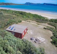 Cloudy Bay Cabin - Accommodation NSW