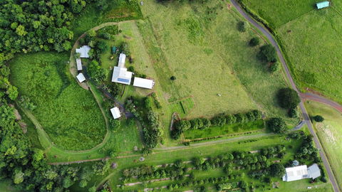 Mena Creek Flower House - Accommodation NSW 1