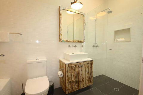 A PERFECT STAY - Cavvanbah Seaside Cottage - Accommodation NSW 2