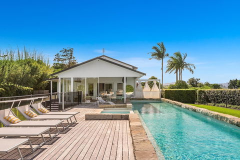 A PERFECT STAY - Villa St Helena - Accommodation NSW 3