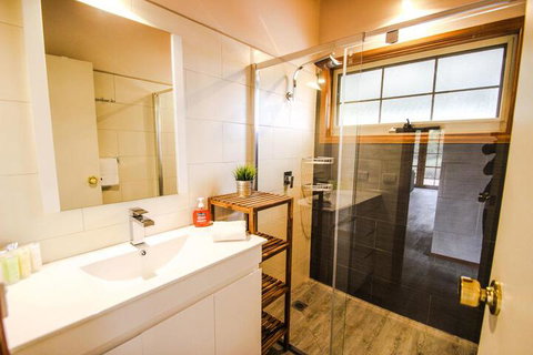 Halinka Lodge - Accommodation NSW 3