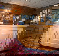 Golden Grain Motor Inn - Accommodation NSW