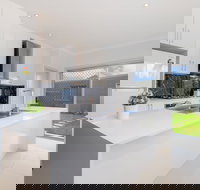 Auspan Guest House - Accommodation NSW