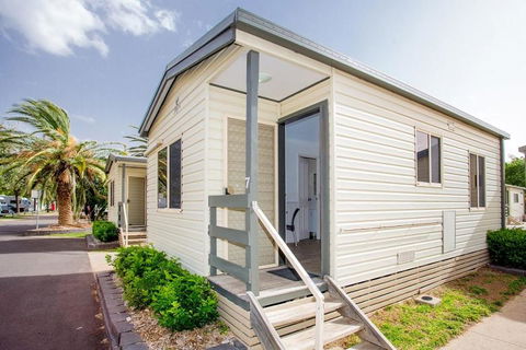 Paradise Tourist Park - Accommodation NSW 6