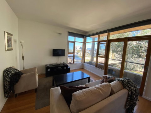 Triggerplant 1 - Accommodation NSW 1
