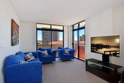 Crystal Waters 15 - Accommodation NSW 3
