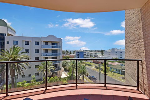 Crystal Waters 15 - Accommodation NSW 6