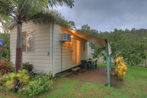 Flying Fish Point Tourist Park - Accommodation NSW 1